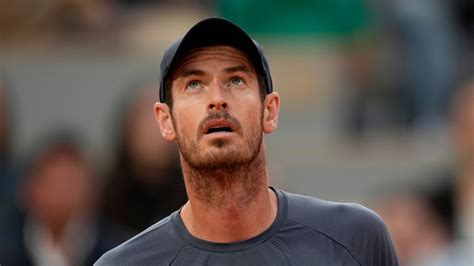 Andy Murray to make Wimbledon decision 'as late as possible' to give hi.